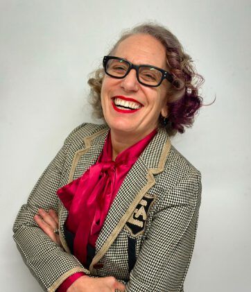 Suzanne Noble
