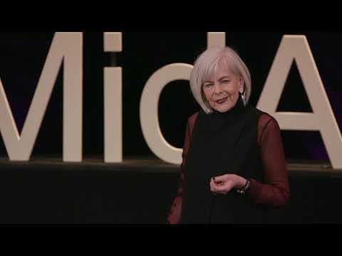 Lyn Slater speaking at TEDxMidAtlantic