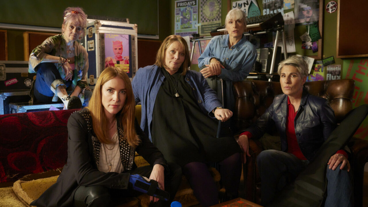 The five lead actors of Riot Women
